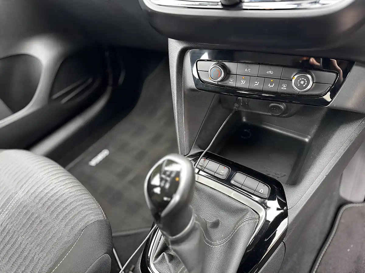 Used 2020 Vauxhall Corsa Se Grey - Interior and Exterior details 12