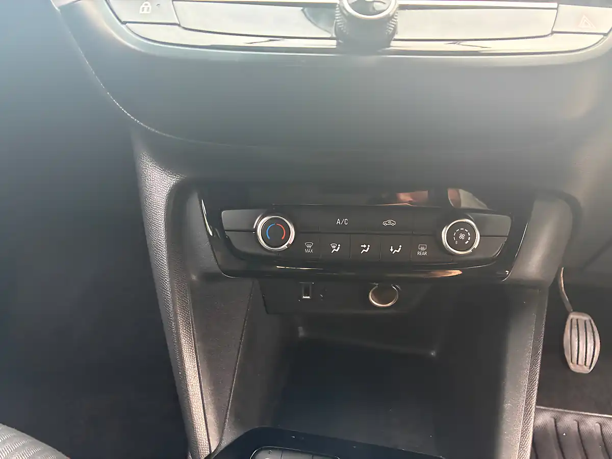 Used 2020 Vauxhall Corsa Se Grey - Interior and Exterior details 14