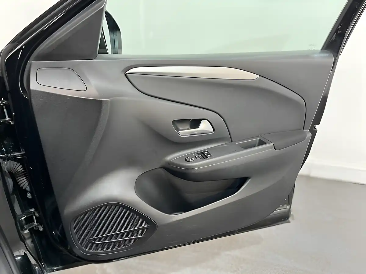 Used 2020 Vauxhall Corsa Se Nav Premium Black - Interior and Exterior details 11