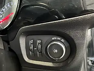 Used 2020 Vauxhall Corsa Se Nav Premium Black - Interior and Exterior details 12