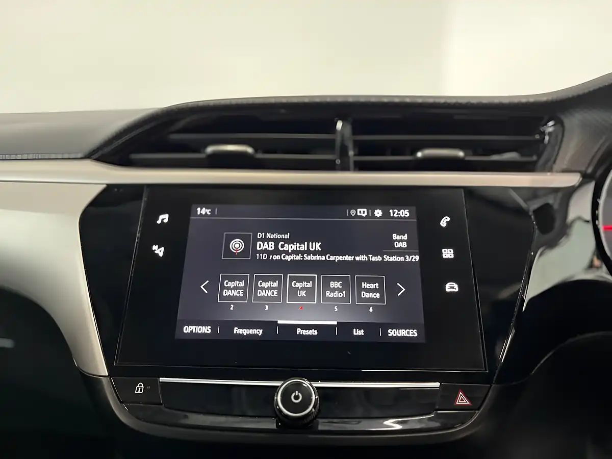 Used 2020 Vauxhall Corsa Se Nav Premium Black - Interior and Exterior details 20