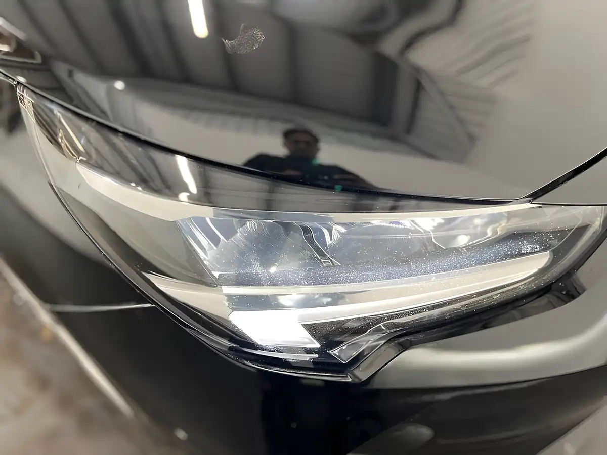 Used 2020 Vauxhall Corsa Se Nav Premium Black - Interior and Exterior details 7