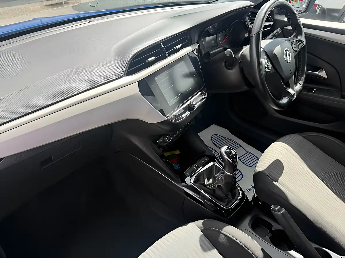 Used 2020 Vauxhall Corsa Se Nav Premium Blue - Interior and Exterior details 11