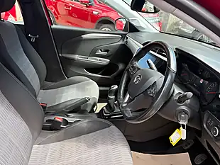 Used 2020 Vauxhall Corsa Se Nav Premium Red - Interior and Exterior details 9