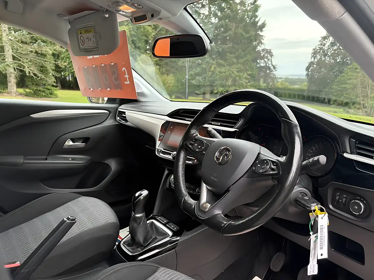 Used 2020 Vauxhall Corsa Se Nav Premium White - Interior and Exterior details 17