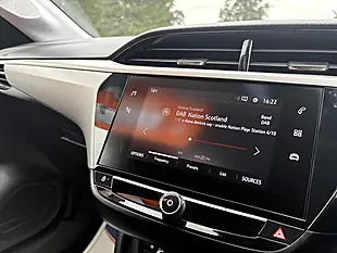 Used 2020 Vauxhall Corsa Se Nav Premium White - Interior and Exterior details 19