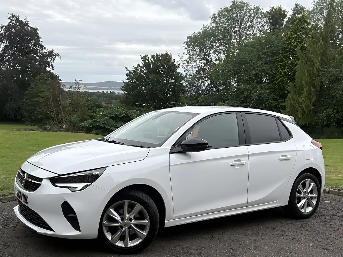 Used 2020 Vauxhall Corsa Se Nav Premium White - Interior and Exterior details 2