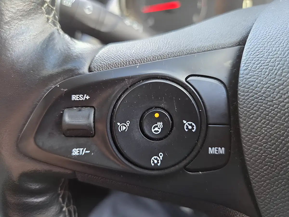 Used 2020 Vauxhall Corsa Se Premium Blue - Interior and Exterior details 13