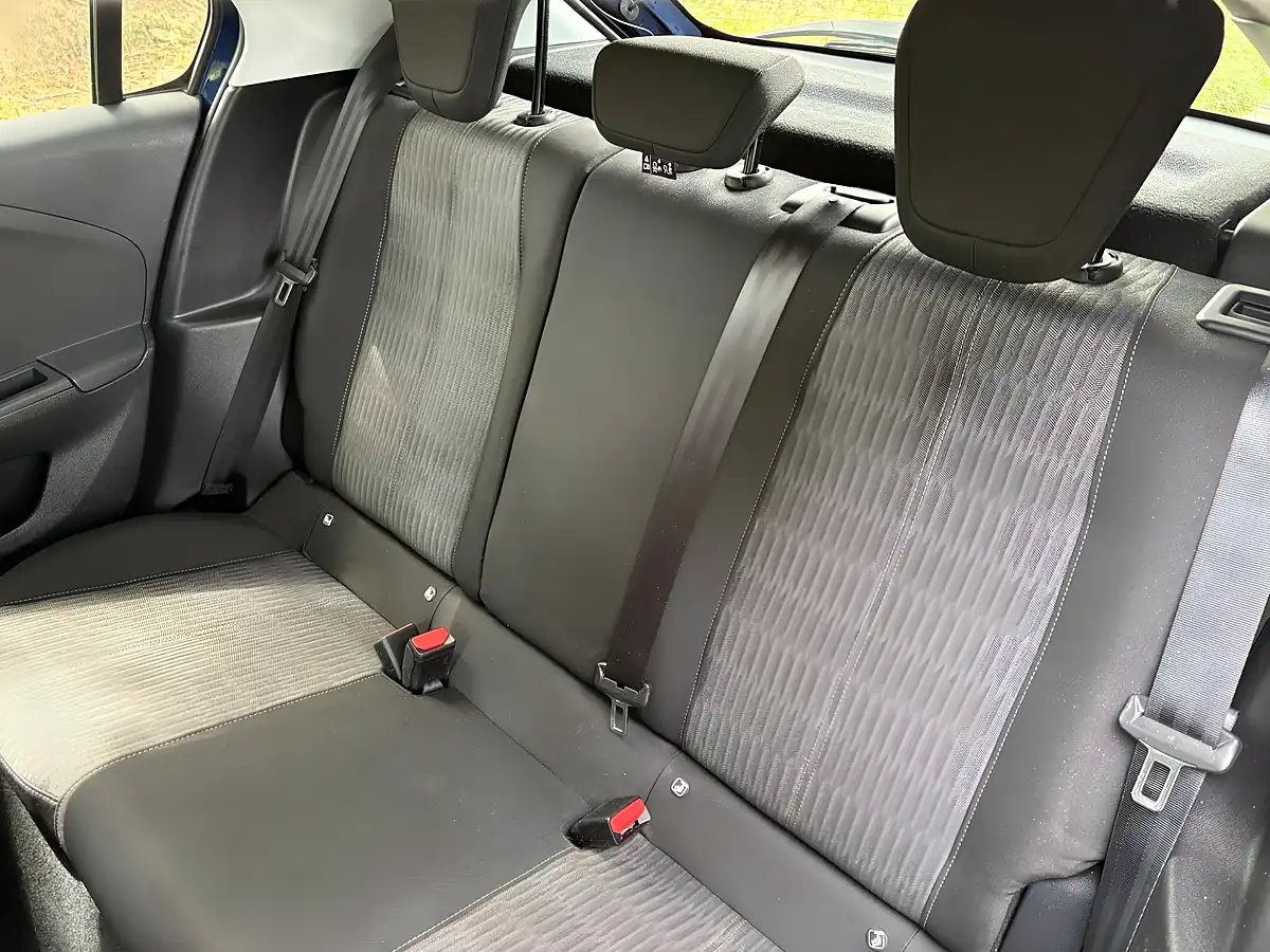 Used 2020 Vauxhall Corsa Se Premium Blue - Interior and Exterior details 15