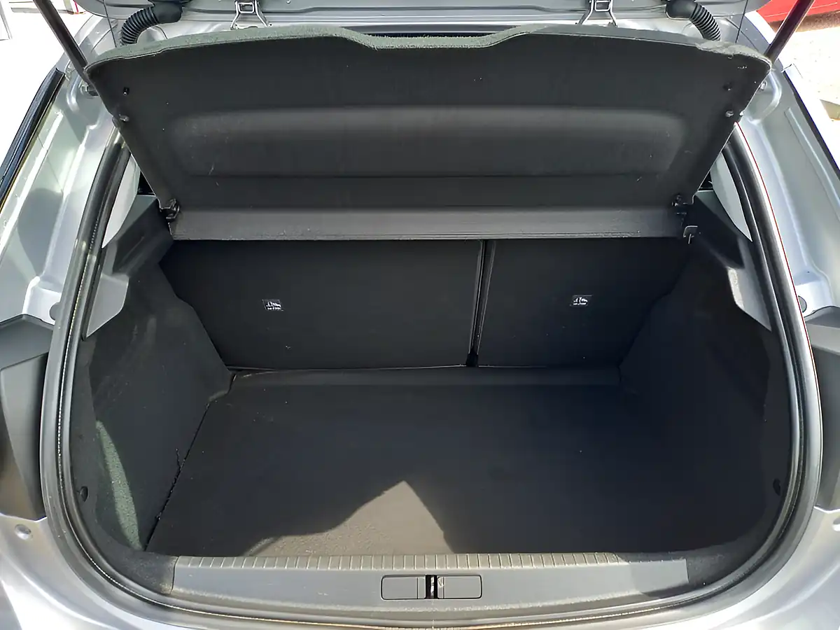 Used 2020 Vauxhall Corsa Se Premium Grey - Interior and Exterior details 7