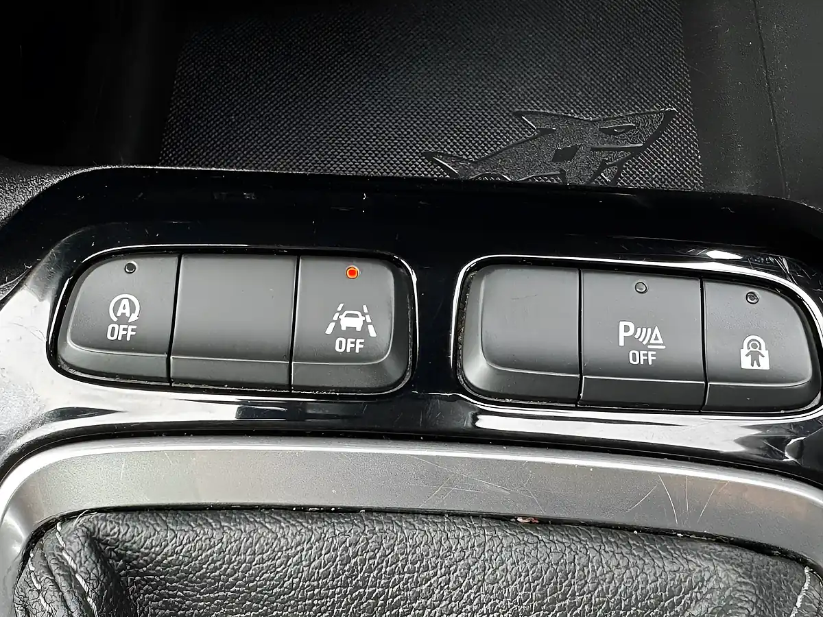 Used 2020 Vauxhall Corsa Se Premium Grey - Interior and Exterior details 18
