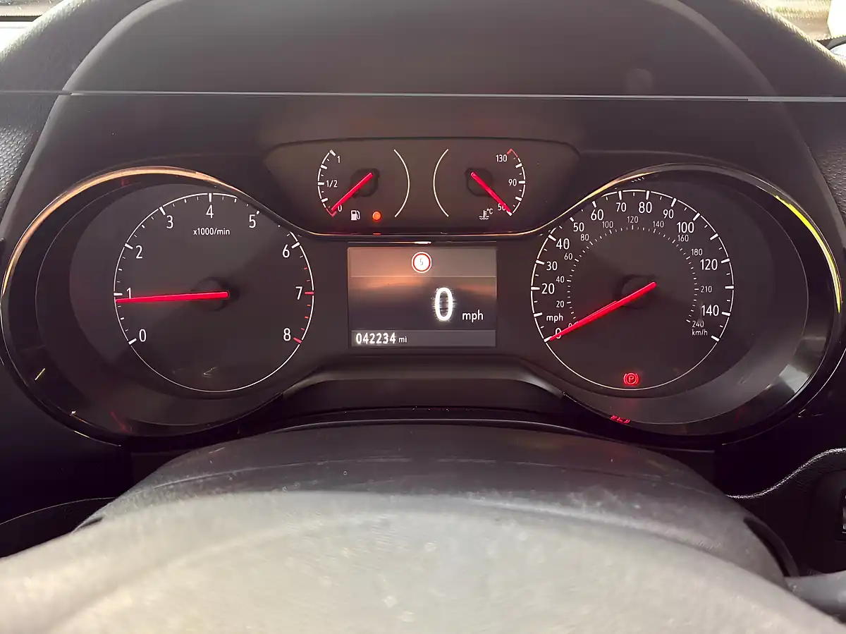 Used 2020 Vauxhall Corsa Se Premium Grey - Interior and Exterior details 7