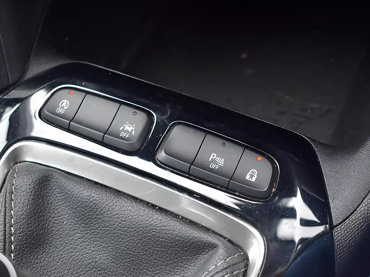 Used 2020 Vauxhall Corsa Se Premium Orange - Interior and Exterior details 15