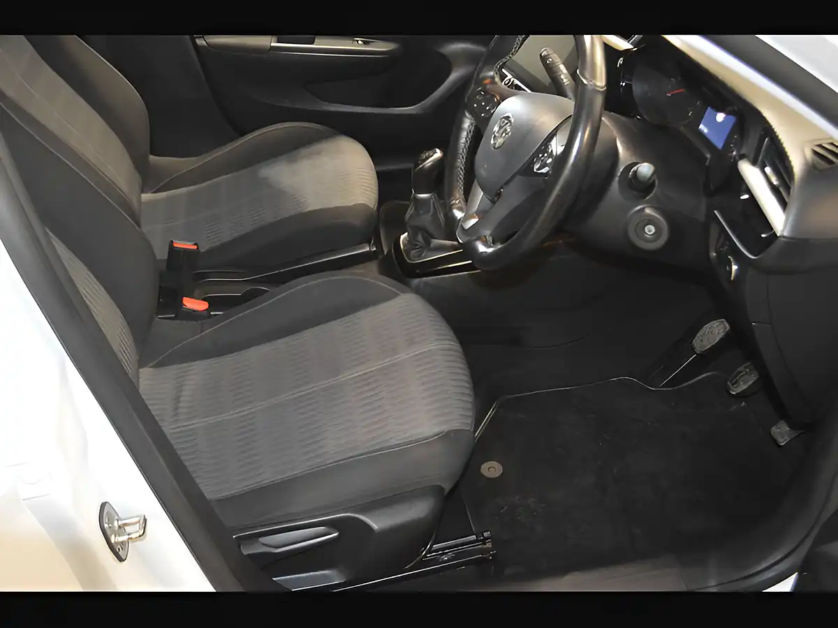 Used 2020 Vauxhall Corsa Se Premium Summit White - Interior and Exterior details 10