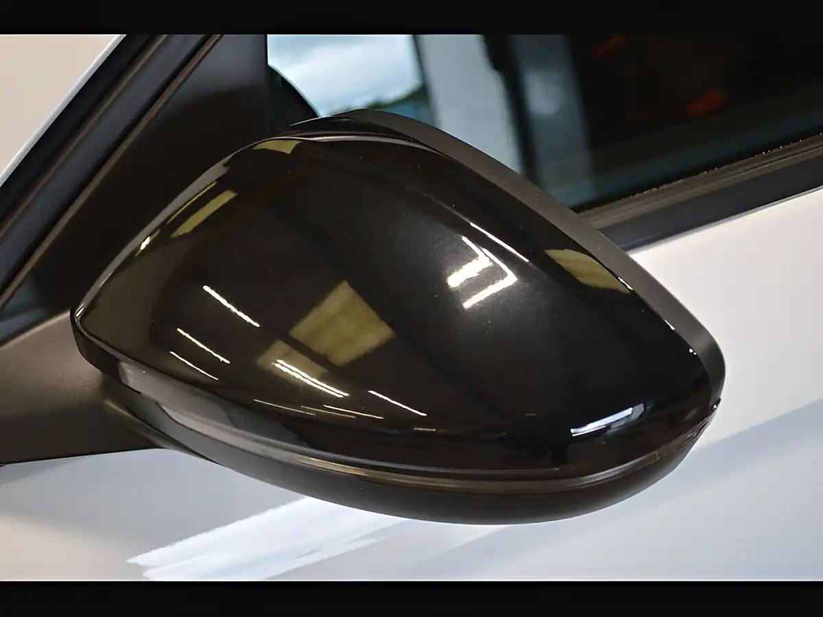 Used 2020 Vauxhall Corsa Se Premium Summit White - Interior and Exterior details 18