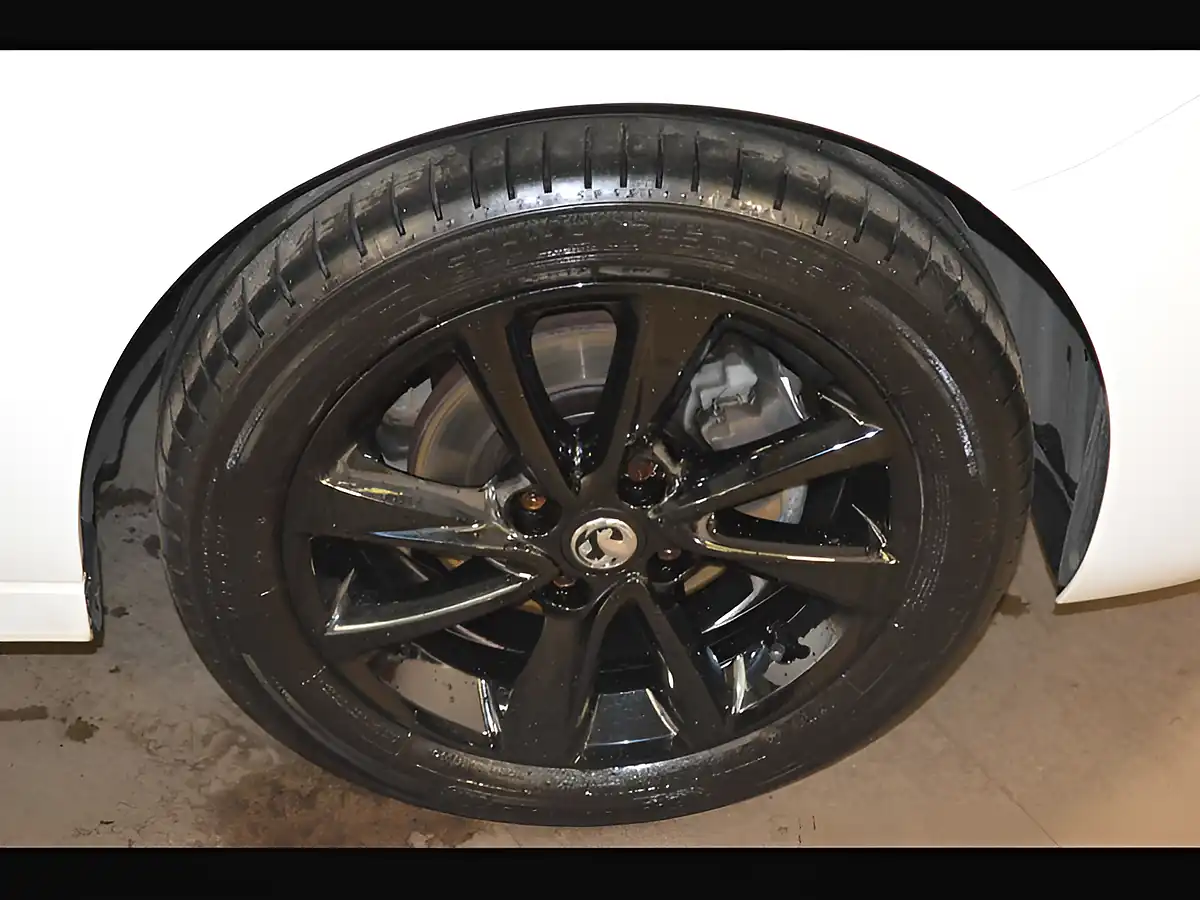 Used 2020 Vauxhall Corsa Se Premium Summit White - Interior and Exterior details 19
