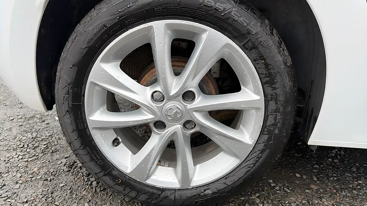 Used 2020 Vauxhall Corsa Se Premium White - Interior and Exterior details 19