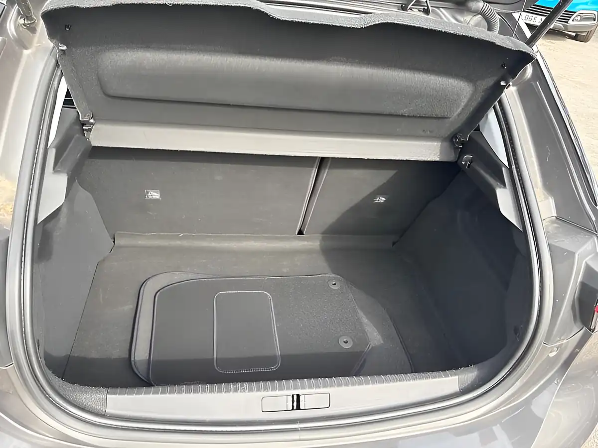 Used 2020 Vauxhall Corsa Se Quartz Grey - Interior and Exterior details 10