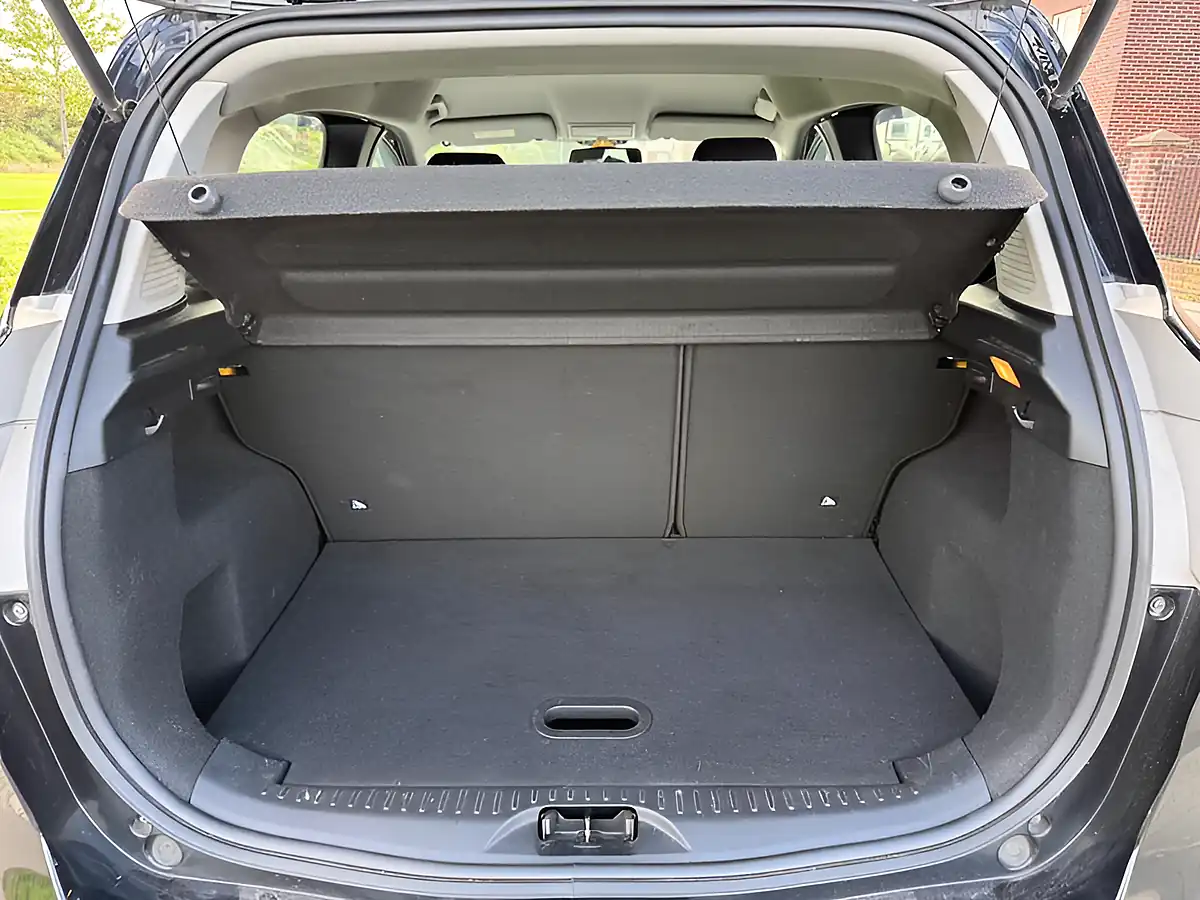 Used 2020 Vauxhall Corsa Se Quartz Grey - Interior and Exterior details 9