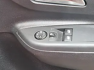 Used 2020 Vauxhall Corsa Se Red - Interior and Exterior details 15