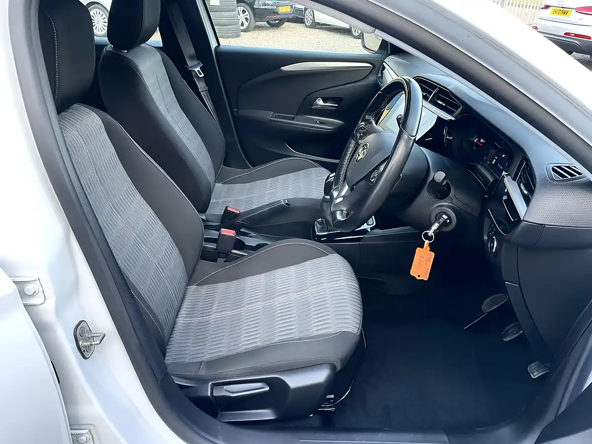 Used 2020 Vauxhall Corsa Se White - Interior and Exterior details 13
