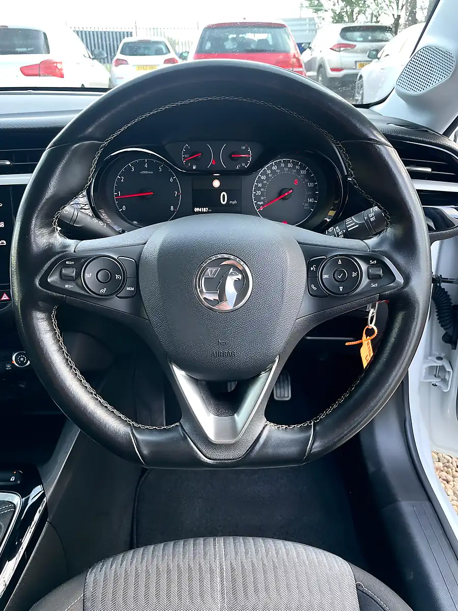 Used 2020 Vauxhall Corsa Se White - Interior and Exterior details 15