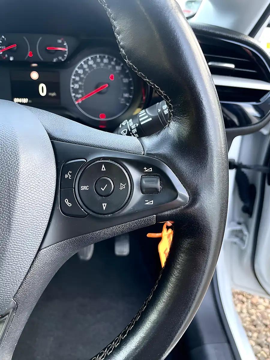 Used 2020 Vauxhall Corsa Se White - Interior and Exterior details 17