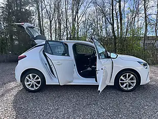 Used 2020 Vauxhall Corsa Se White - Interior and Exterior details 7
