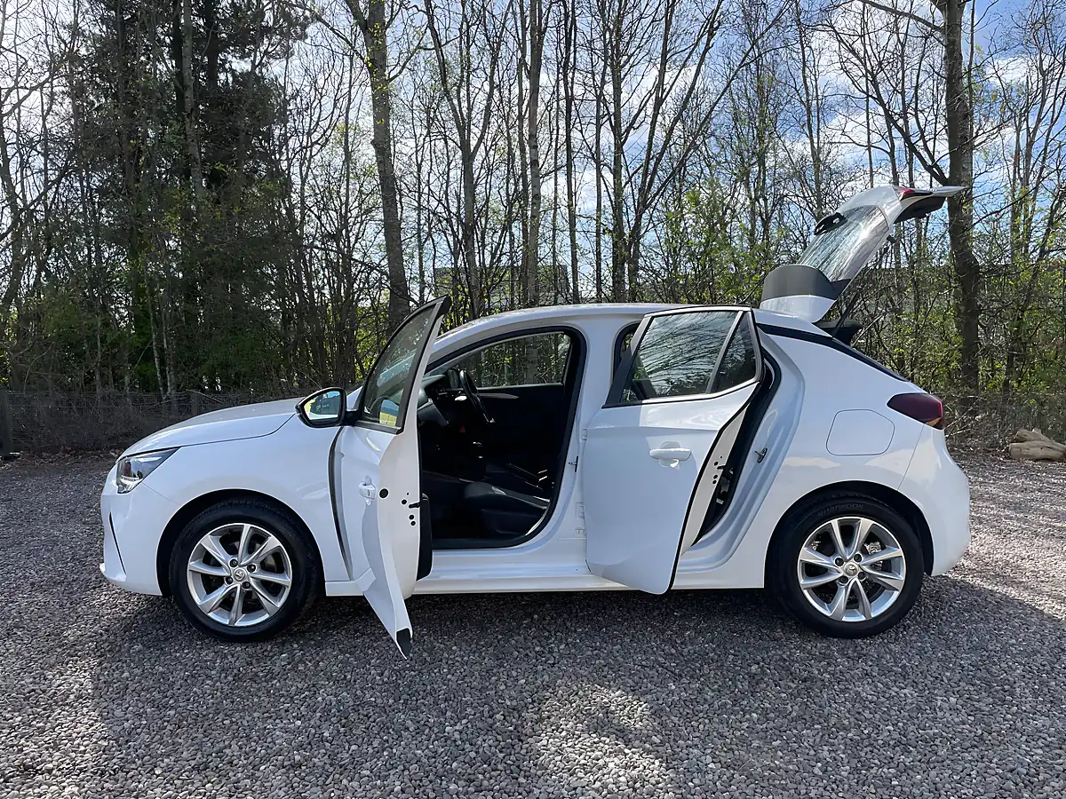 Used 2020 Vauxhall Corsa Se White - Interior and Exterior details 8