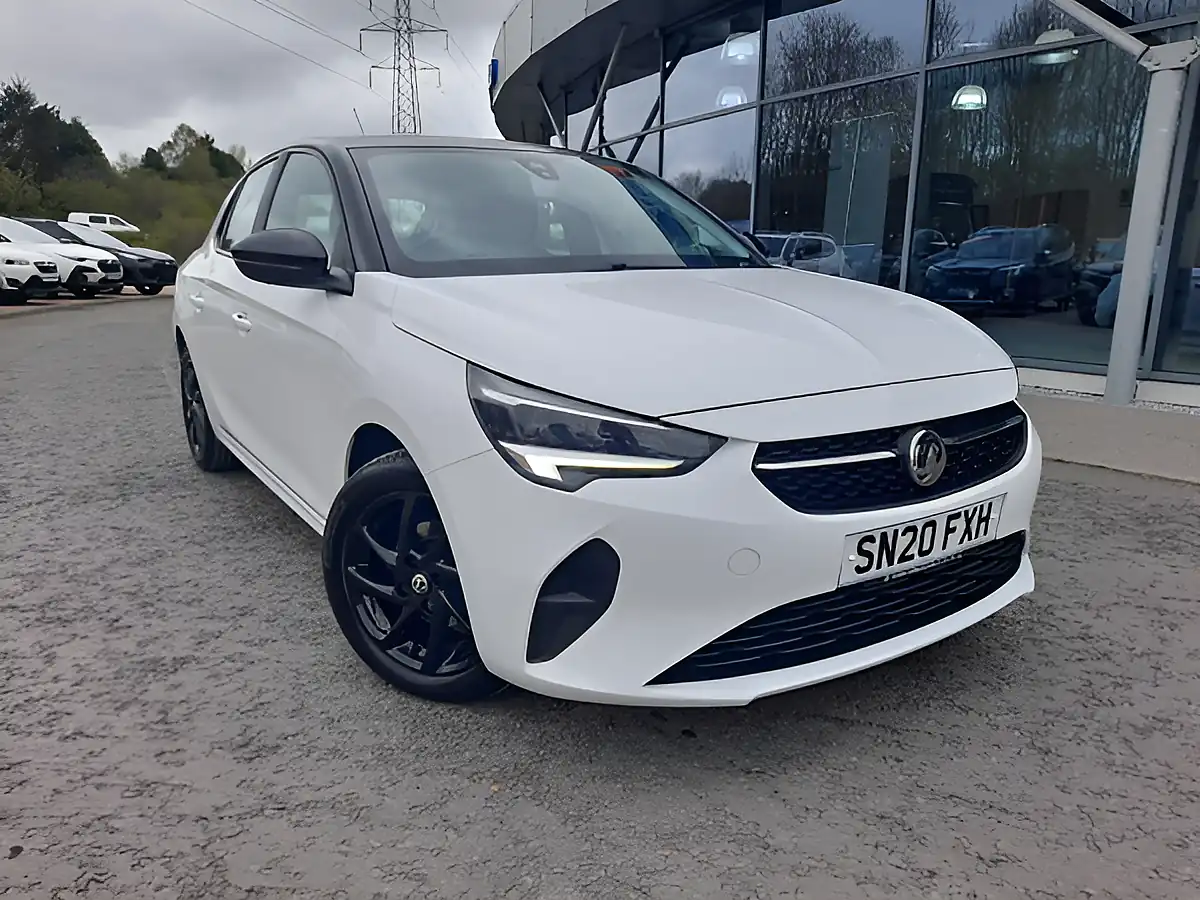 Used 2020 Vauxhall Corsa Se White - Front View