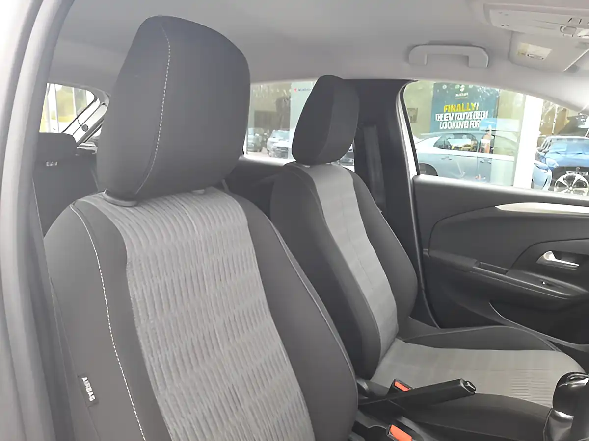 Used 2020 Vauxhall Corsa Se White - Interior and Exterior details 13