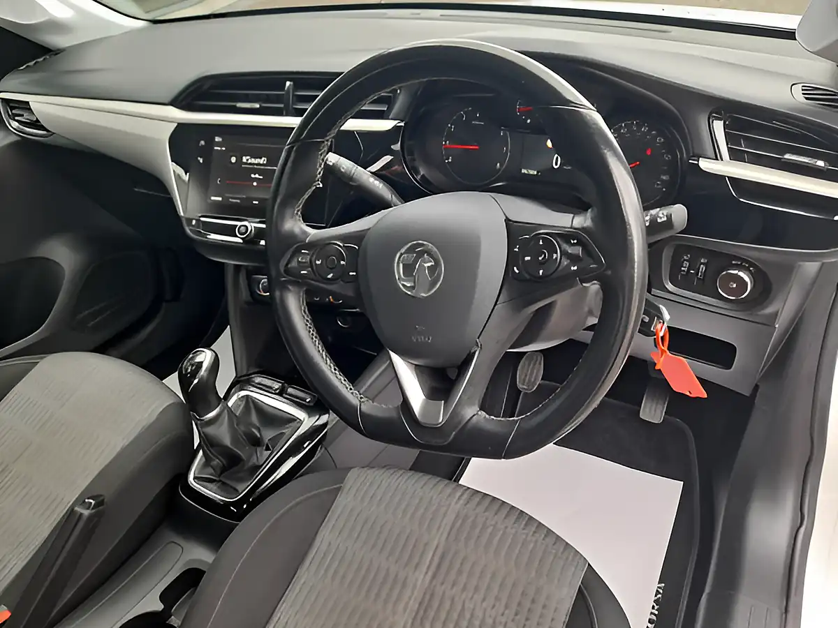 Used 2020 Vauxhall Corsa Se White - Interior and Exterior details 14