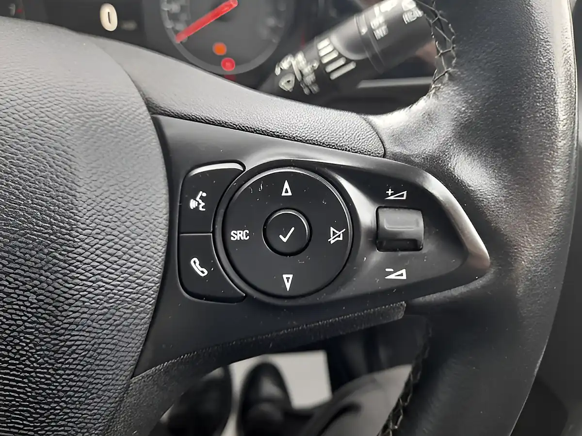 Used 2020 Vauxhall Corsa Se White - Interior and Exterior details 18