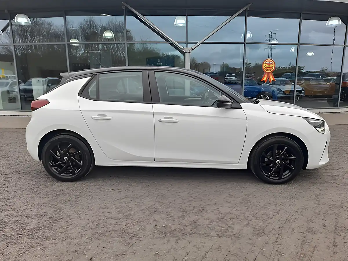 Used 2020 Vauxhall Corsa Se White - Interior and Exterior details 9