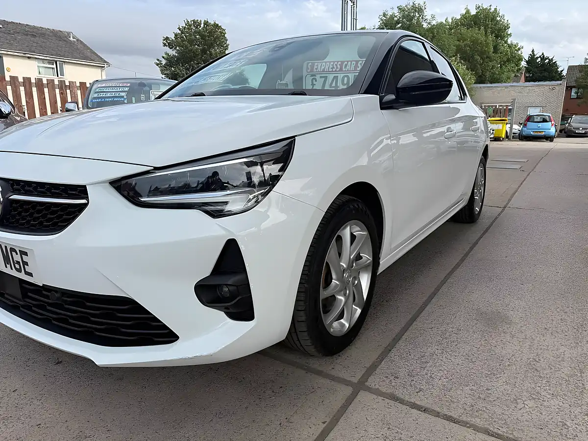 Used 2020 Vauxhall Corsa Sri Nav White - Interior and Exterior details 9