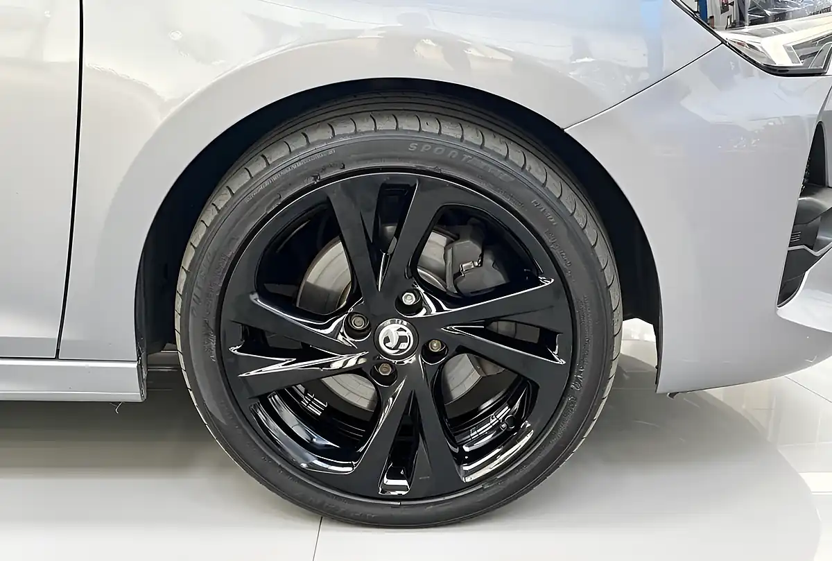 Used 2020 Vauxhall Corsa Sri Premium Grey - Interior and Exterior details 8