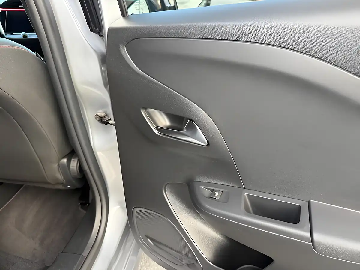 Used 2020 Vauxhall Corsa Sri Premium Moonstone Grey - Interior and Exterior details 14