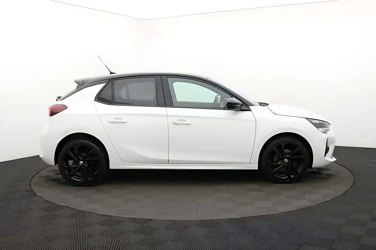 Used 2020 Vauxhall Corsa Sri Premium White - Interior and Exterior details 2
