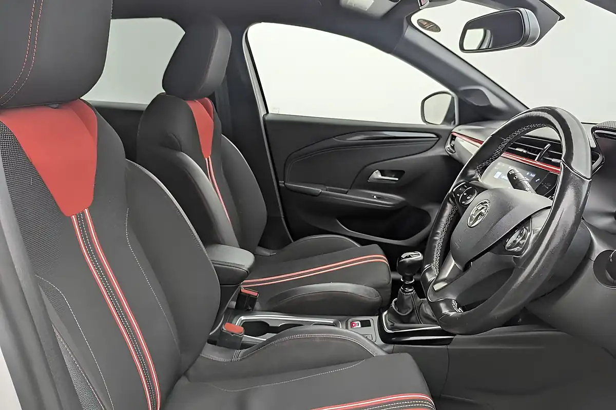 Used 2020 Vauxhall Corsa Sri Premium White - Interior and Exterior details 3