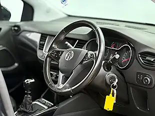Used 2020 Vauxhall Crossland X Business Edition Nav Diamond Black - Interior and Exterior details 10