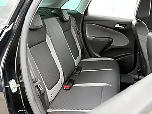 Used 2020 Vauxhall Crossland X Business Edition Nav Diamond Black - Interior and Exterior details 17