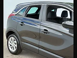 Used 2020 Vauxhall Crossland X Business Edition Nav Diamond Black - Interior and Exterior details 6