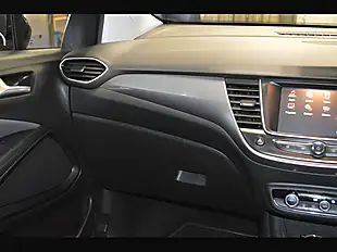 Used 2020 Vauxhall Crossland X Elite Moonstone Grey - Interior and Exterior details 16