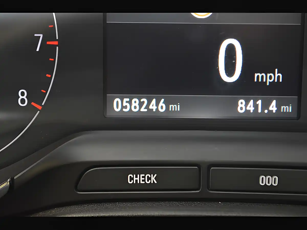 Used 2020 Vauxhall Crossland X Elite Moonstone Grey - Interior and Exterior details 20