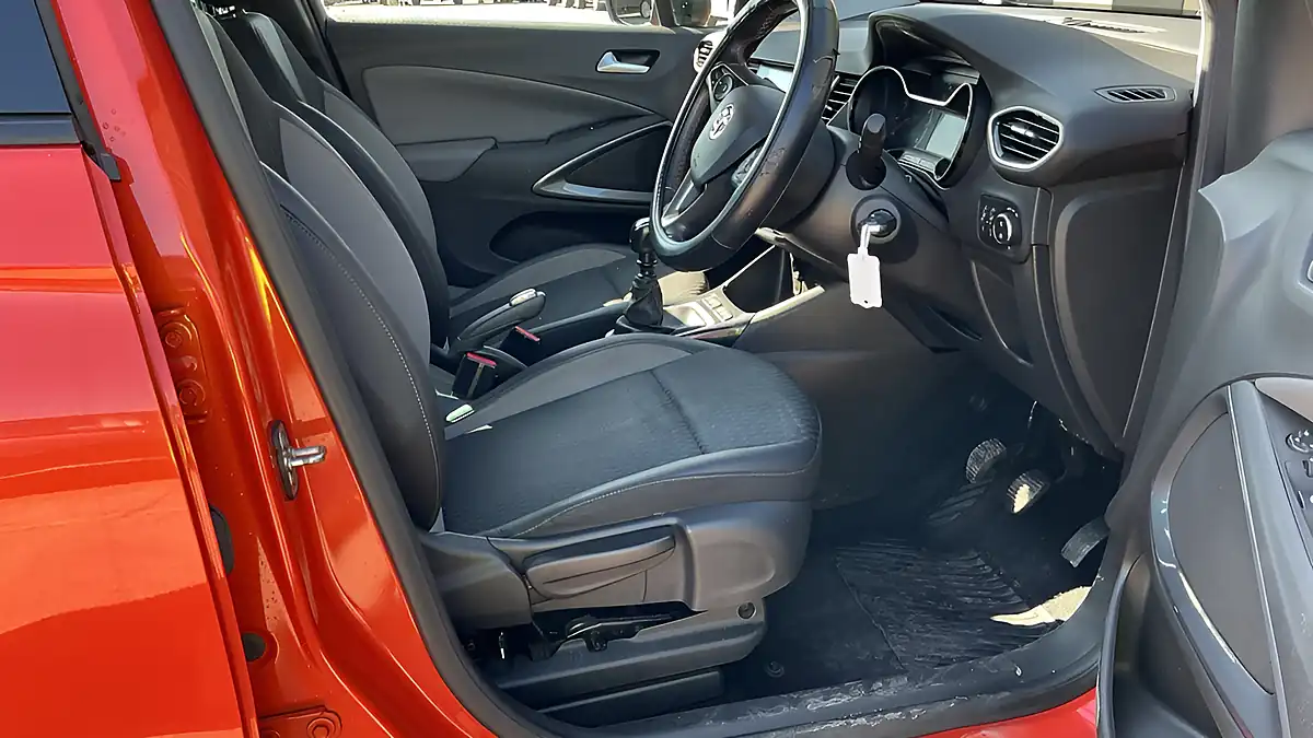Used 2020 Vauxhall Crossland X Elite Nav Orange Orange - Interior and Exterior details 5