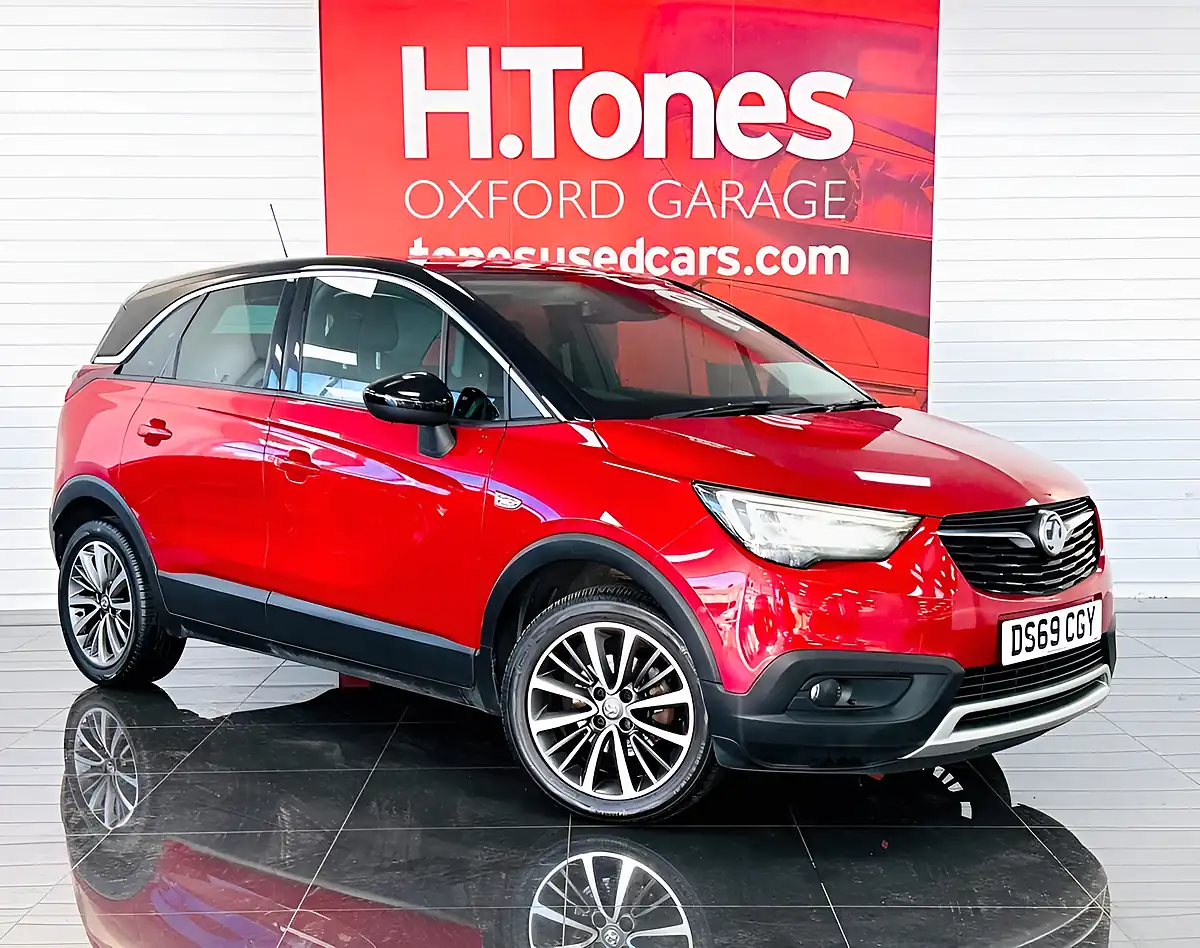 Used 2020 Vauxhall Crossland X Elite Nav Red - Front View