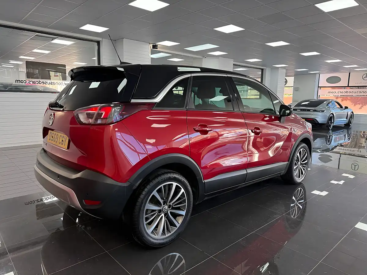 Used 2020 Vauxhall Crossland X Elite Nav Red - Interior and Exterior details 2