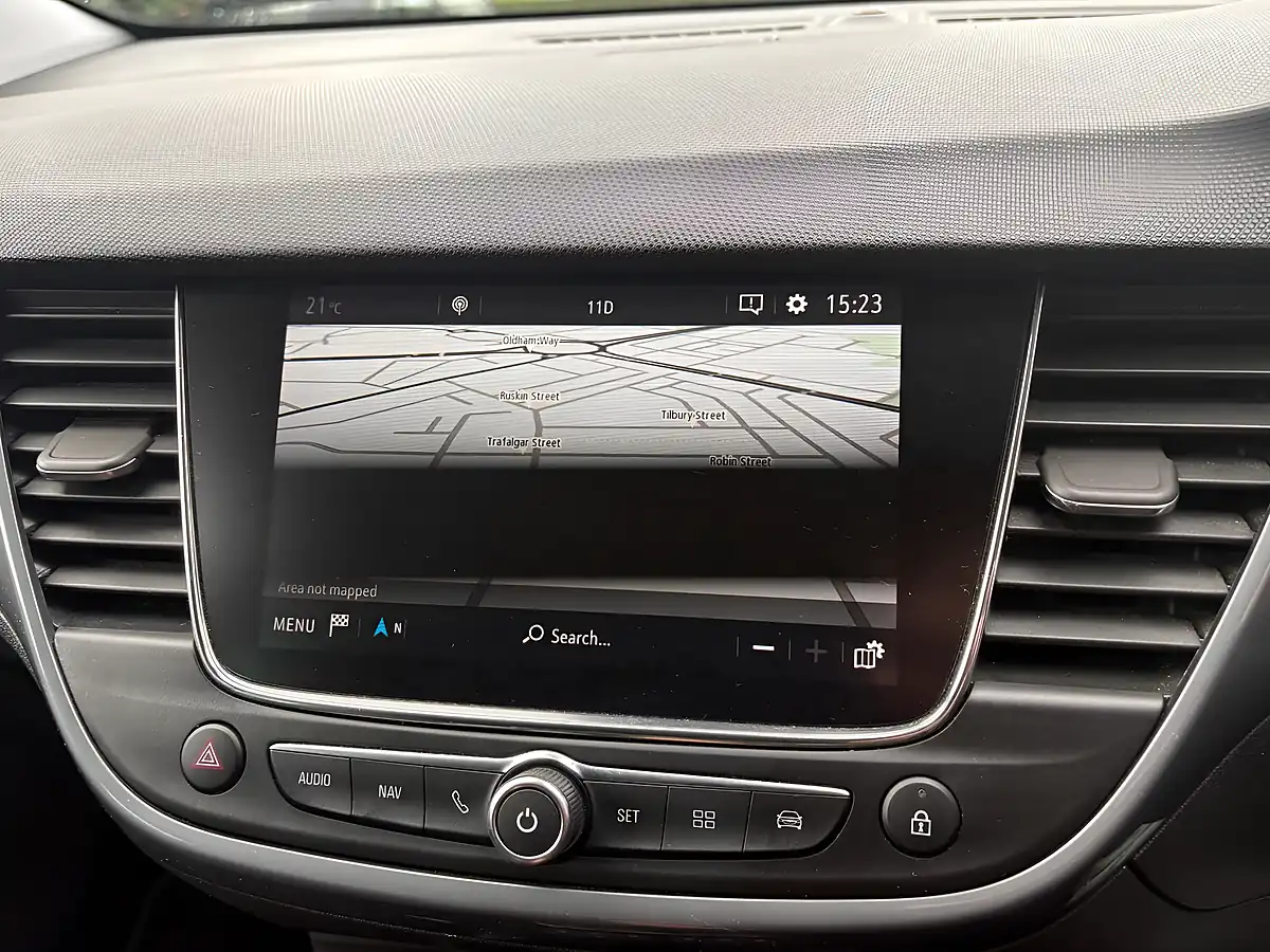 Used 2020 Vauxhall Crossland X Elite Nav White - Interior and Exterior details 15