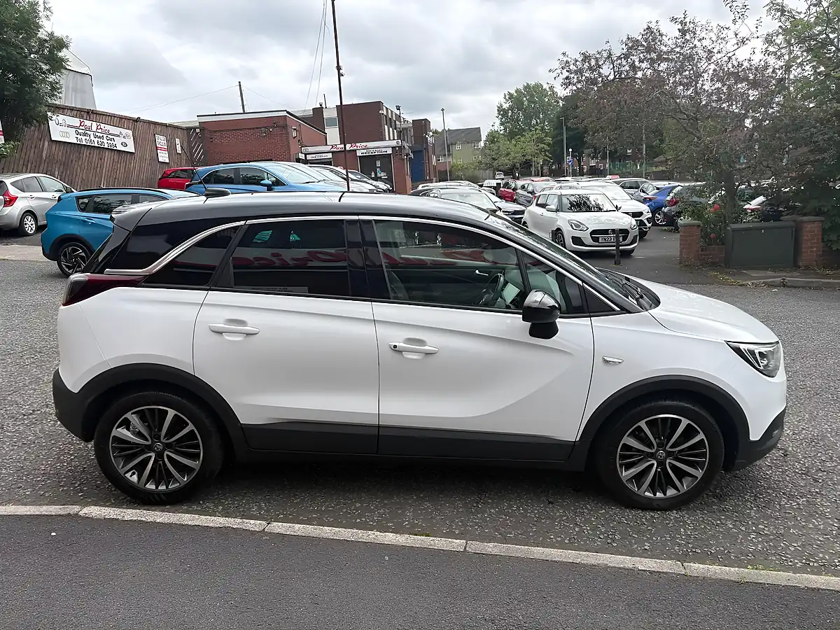 Used 2020 Vauxhall Crossland X Elite Nav White - Interior and Exterior details 2