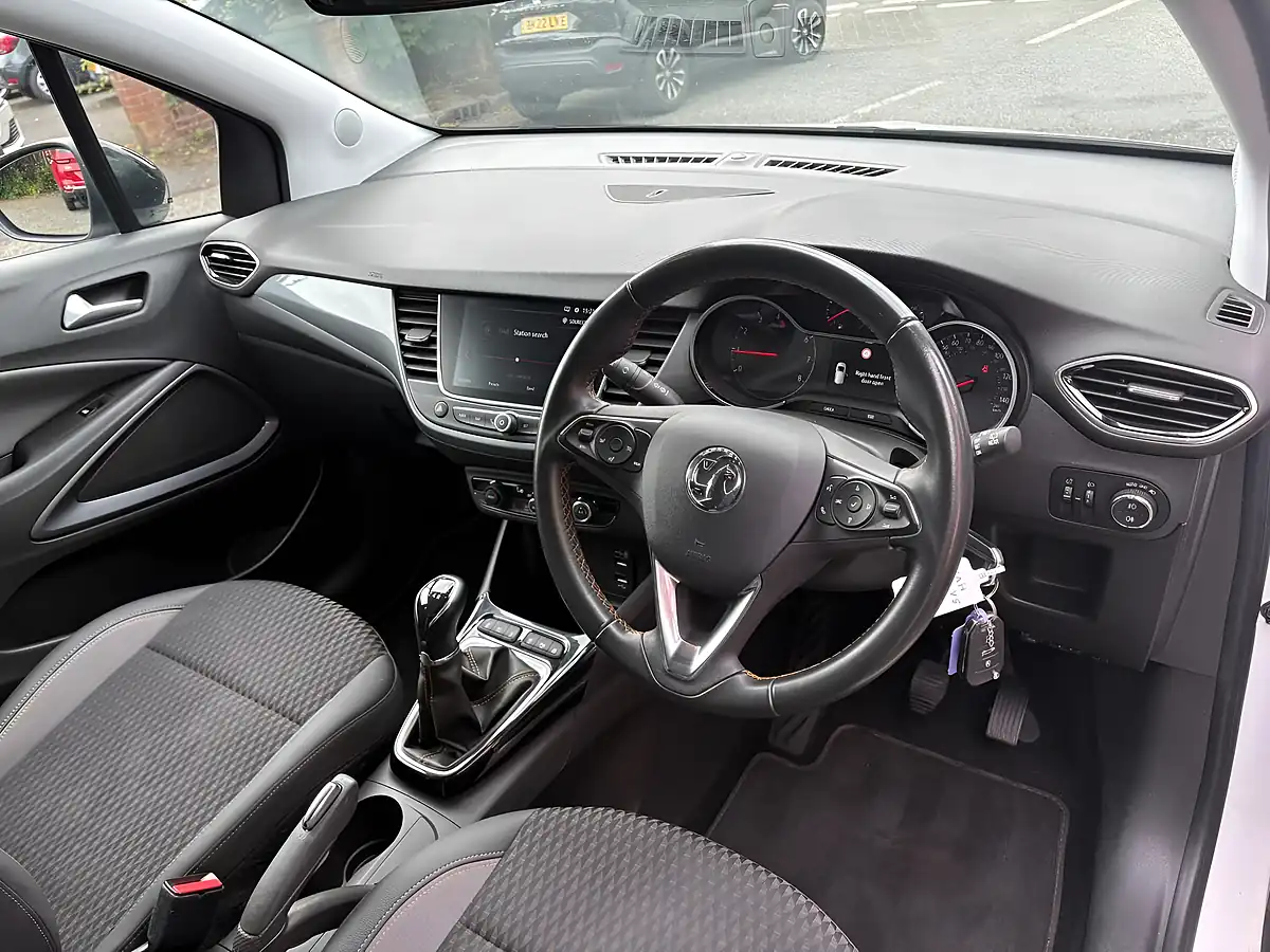 Used 2020 Vauxhall Crossland X Elite Nav White - Interior and Exterior details 9